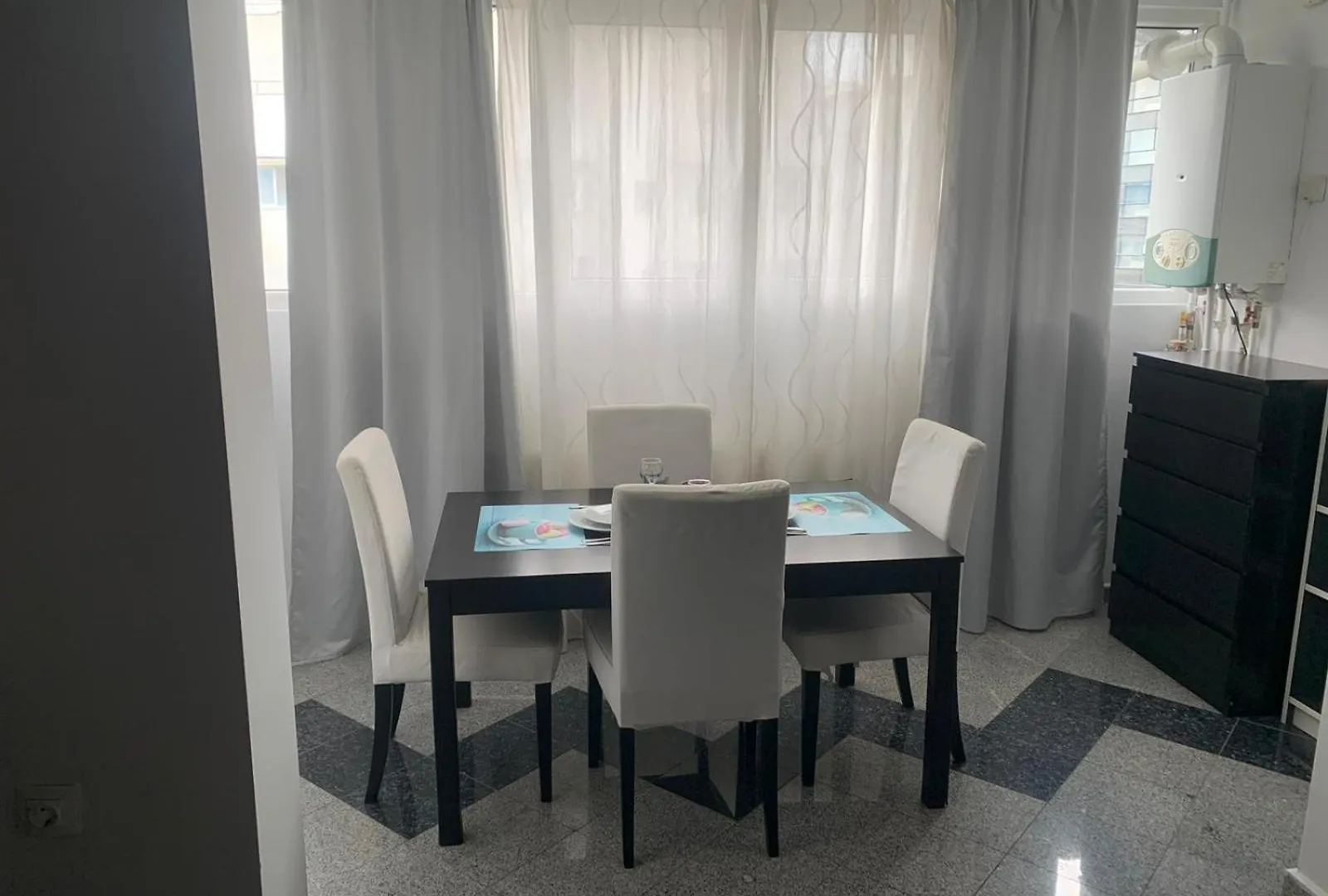 Nice 1 Bdrm Apartment In Center Bucharest